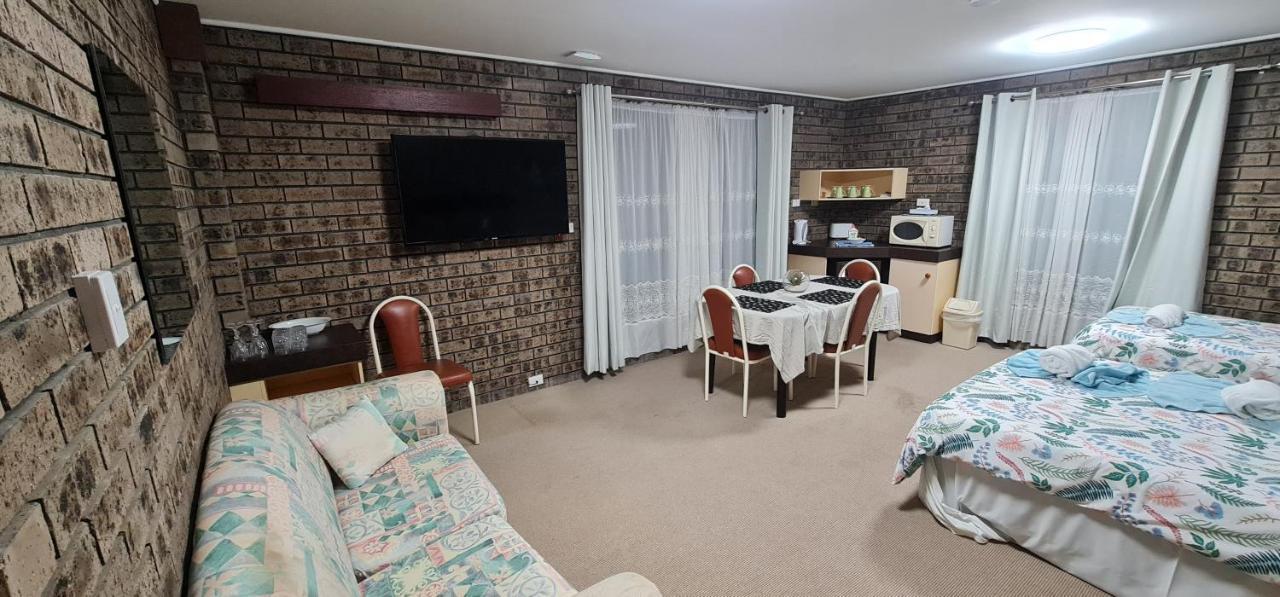 The Sim - Sussex Inlet Motel ภายนอก รูปภาพ
